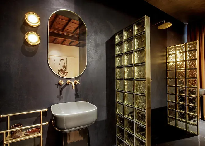 Pensjonat Daplace - Palazzo Serpe Near Colosseum 4*